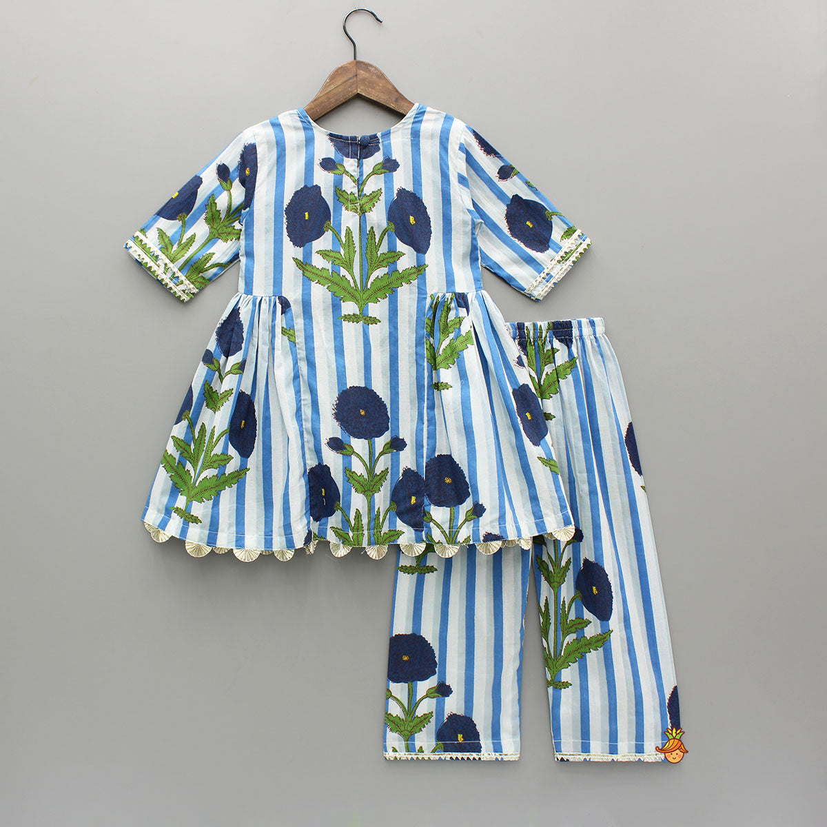 Blue Printed Gota Lace Detailed Kurti And Pant