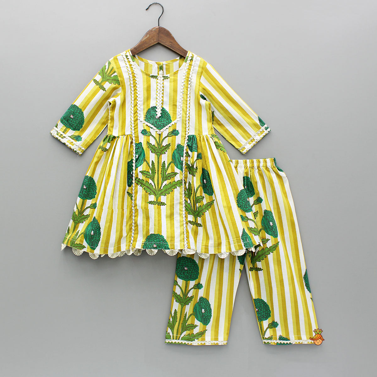 Yellow Printed Gota Lace Detailed Kurti And Pant