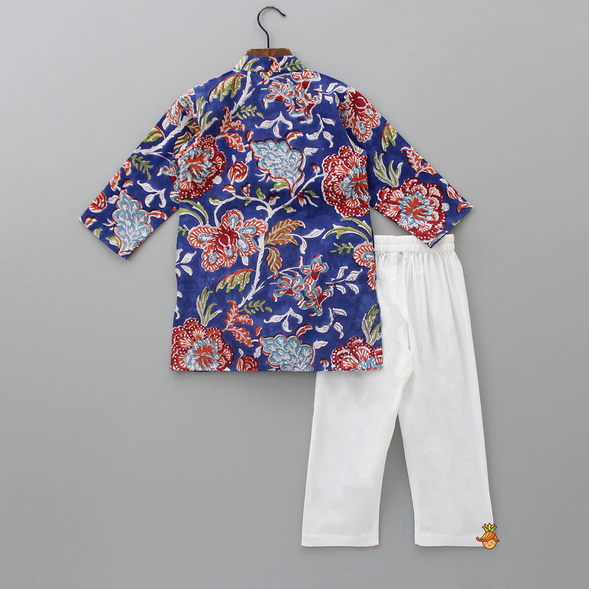 Blue Multicolour Printed Kurta And Pyjama