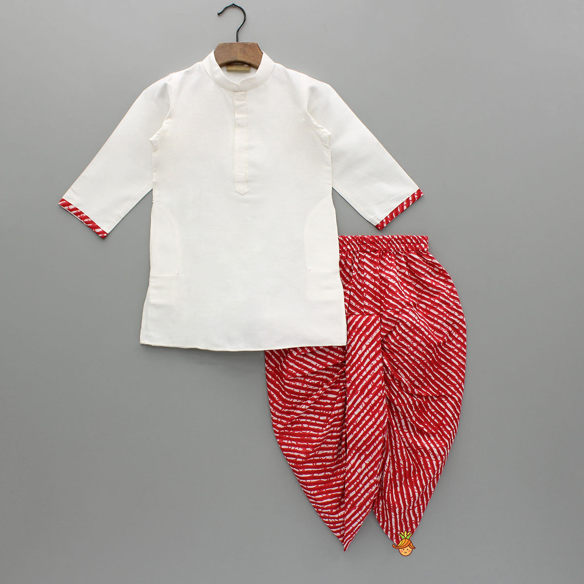 Bandhani Printed Kurta With Red Jacket And Leheriya Dhoti