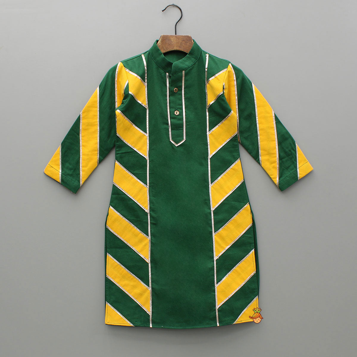 Green Gota Lace Detailing Kurta And Pant