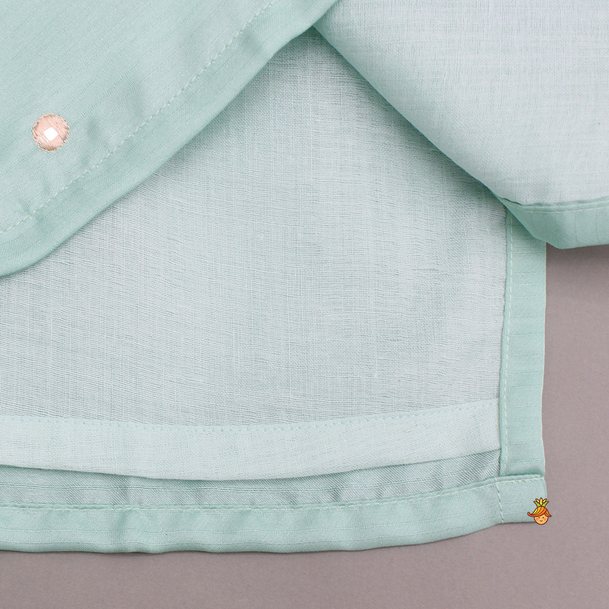 Green Embroidered Kurta And Pyjama