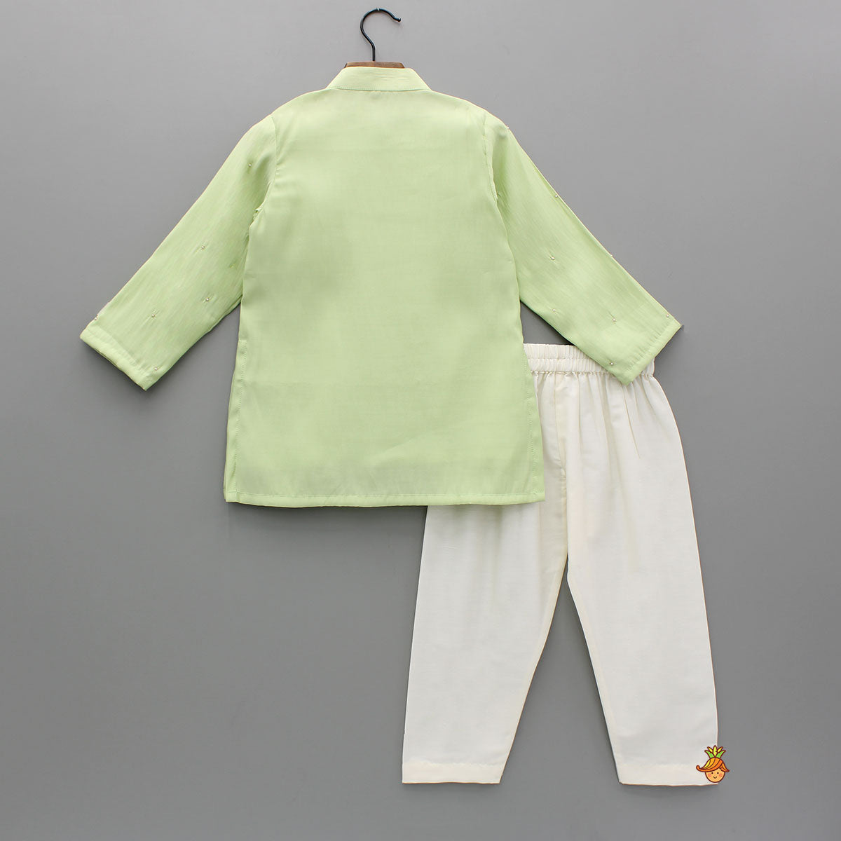 Zardozi Embroidered Green Kurta And Pyjama