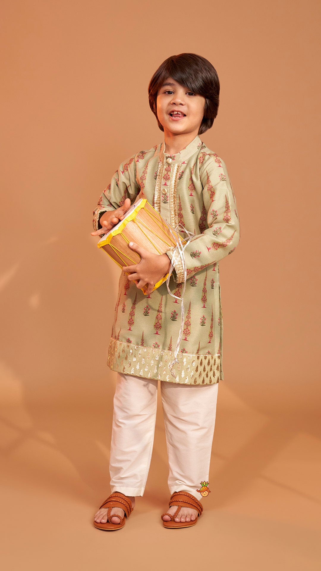 Green Printed Kurta And Pyjama
