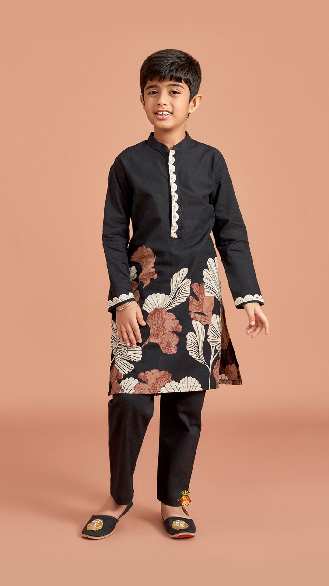 Black Printed Kurta And Pyjama