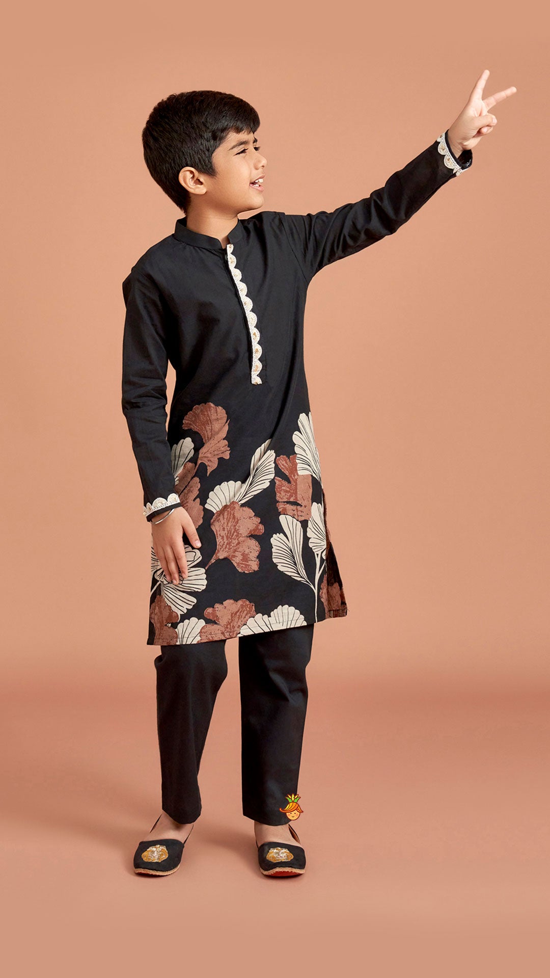 Black Printed Kurta And Pyjama