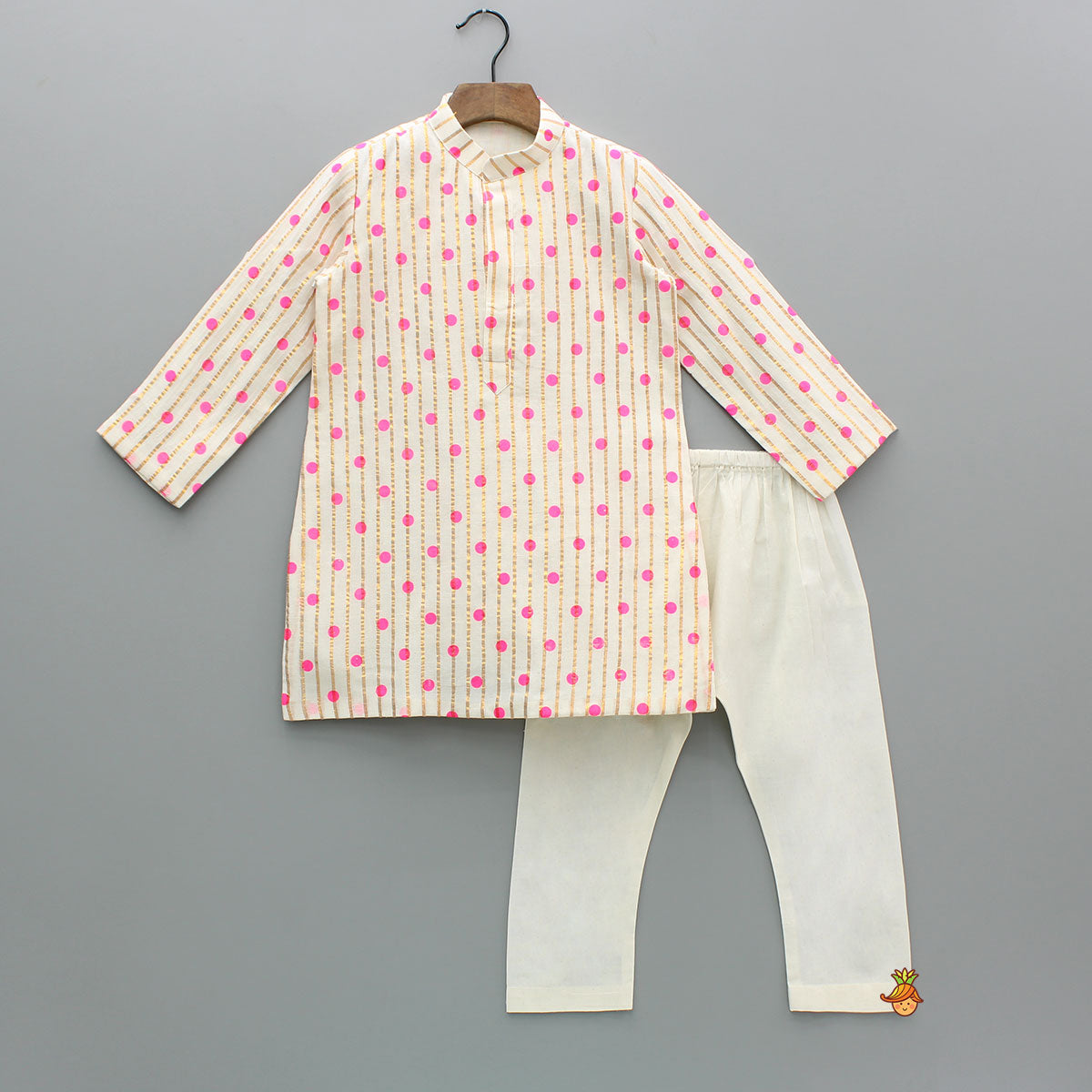 Lurex Printed Kurta With Embroidered Jacket And Pyjama