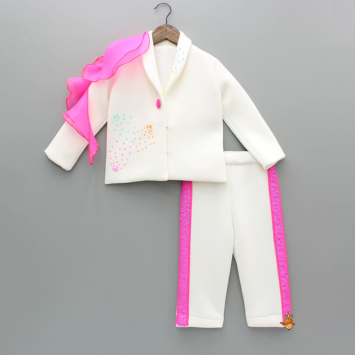 Embellished White Blazer Style Top With Pant And Bow Hairclip