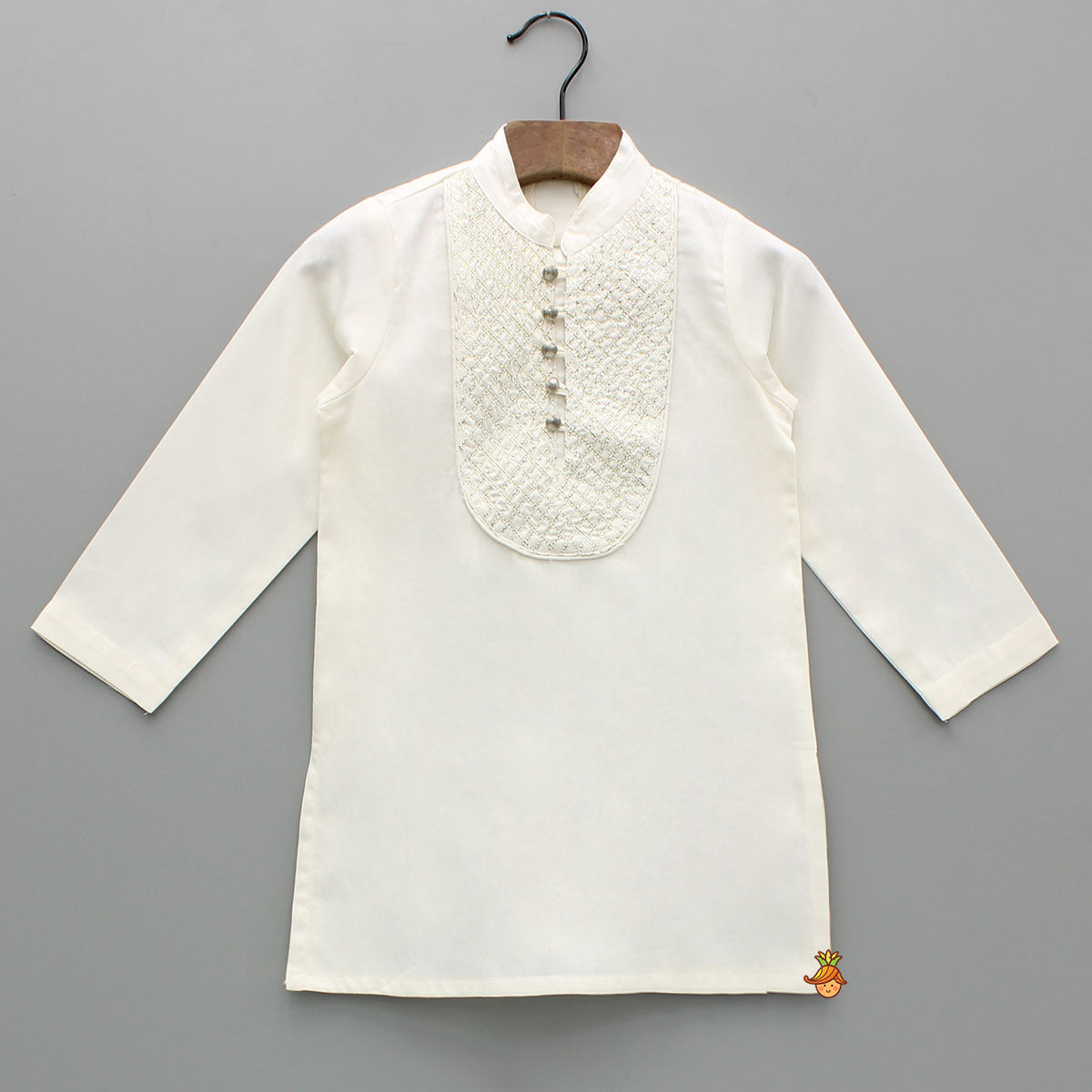 Off White Gota Lace Detailed Kurta And Pyjama