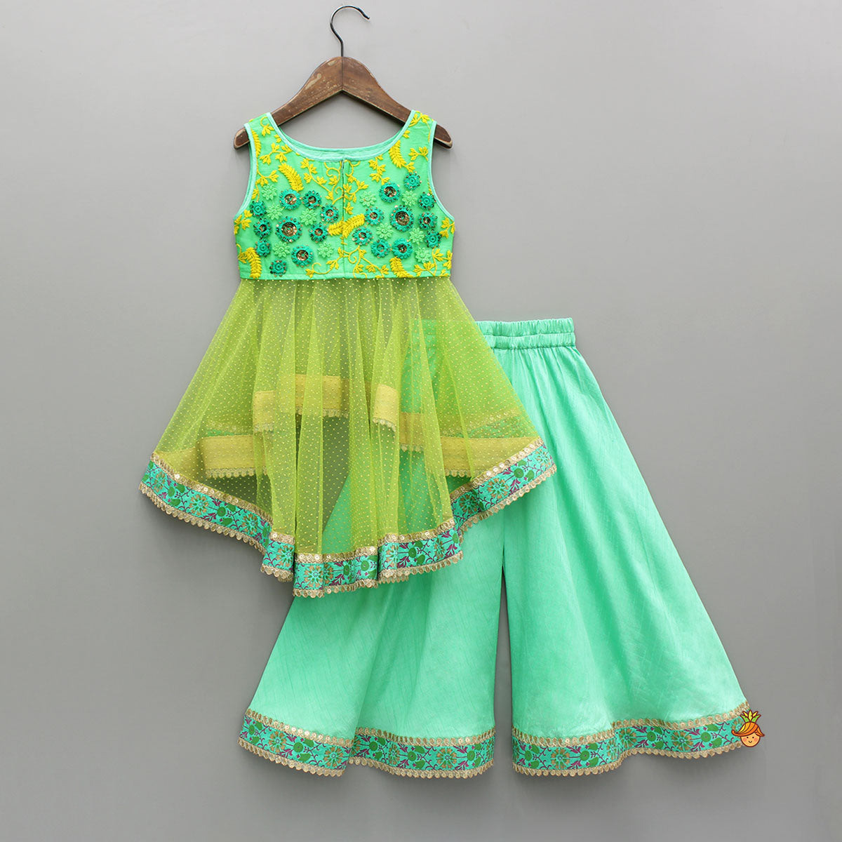 Shimmery High Low Thread Floral Embroidered Kurti And Flared Palazzo