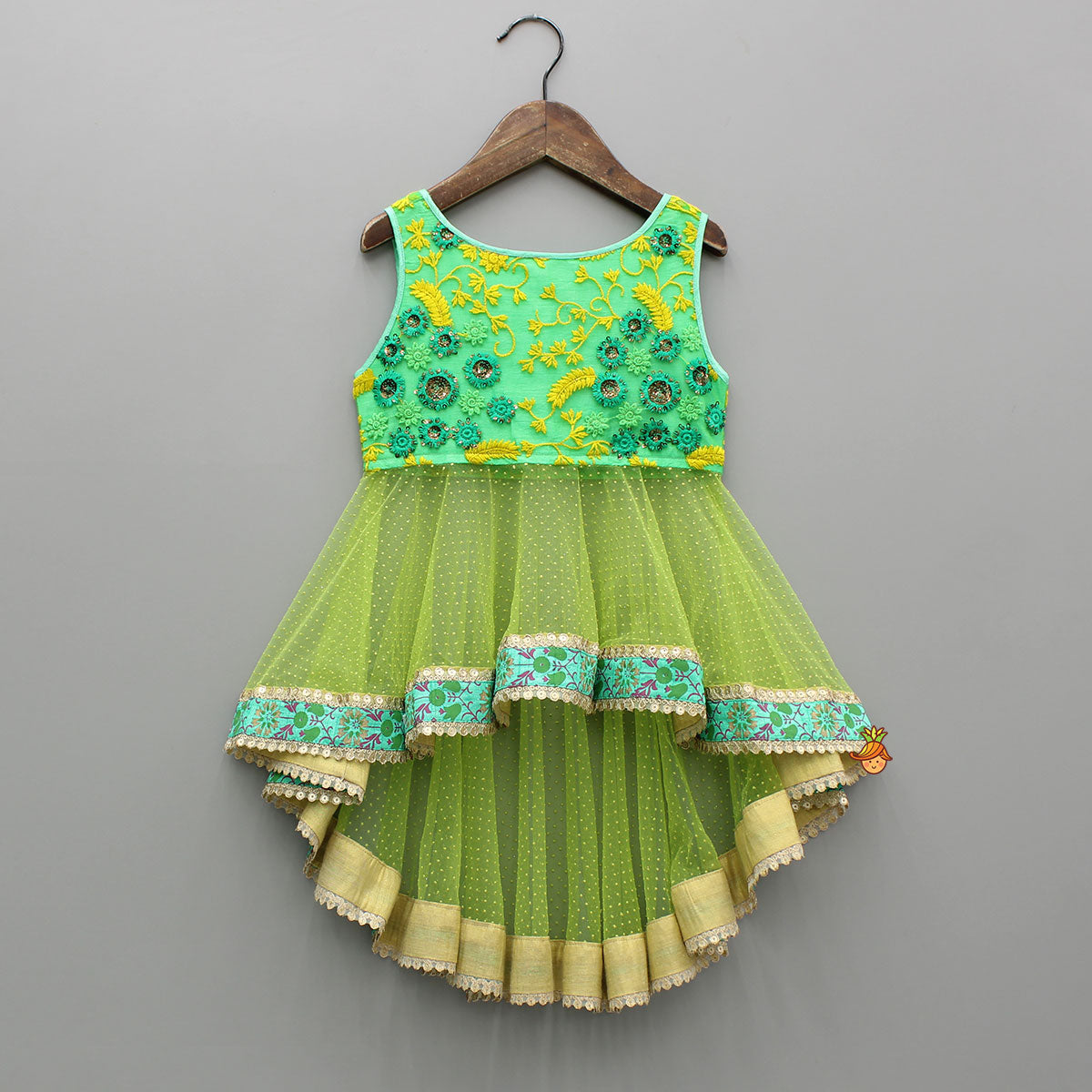 Shimmery High Low Thread Floral Embroidered Kurti And Flared Palazzo