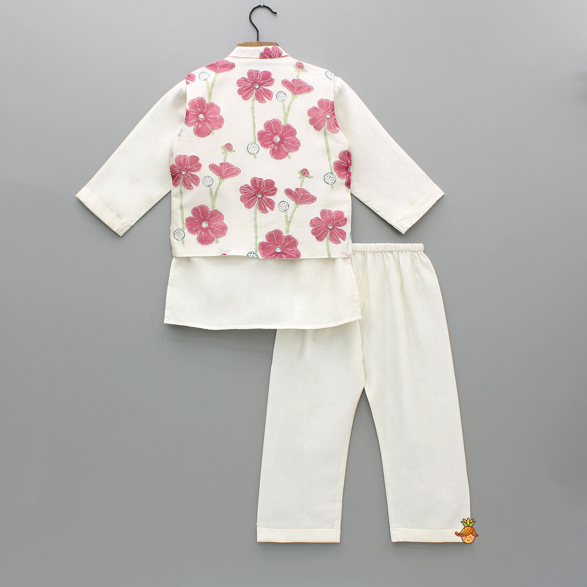 Cream Kurta And Floral Hand Block Printed Jacket With Pyjama