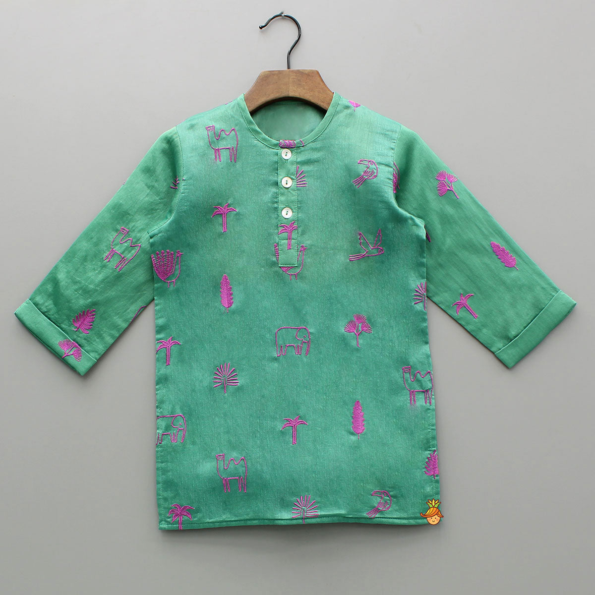 Green Embroidered Kurta And Pyjama