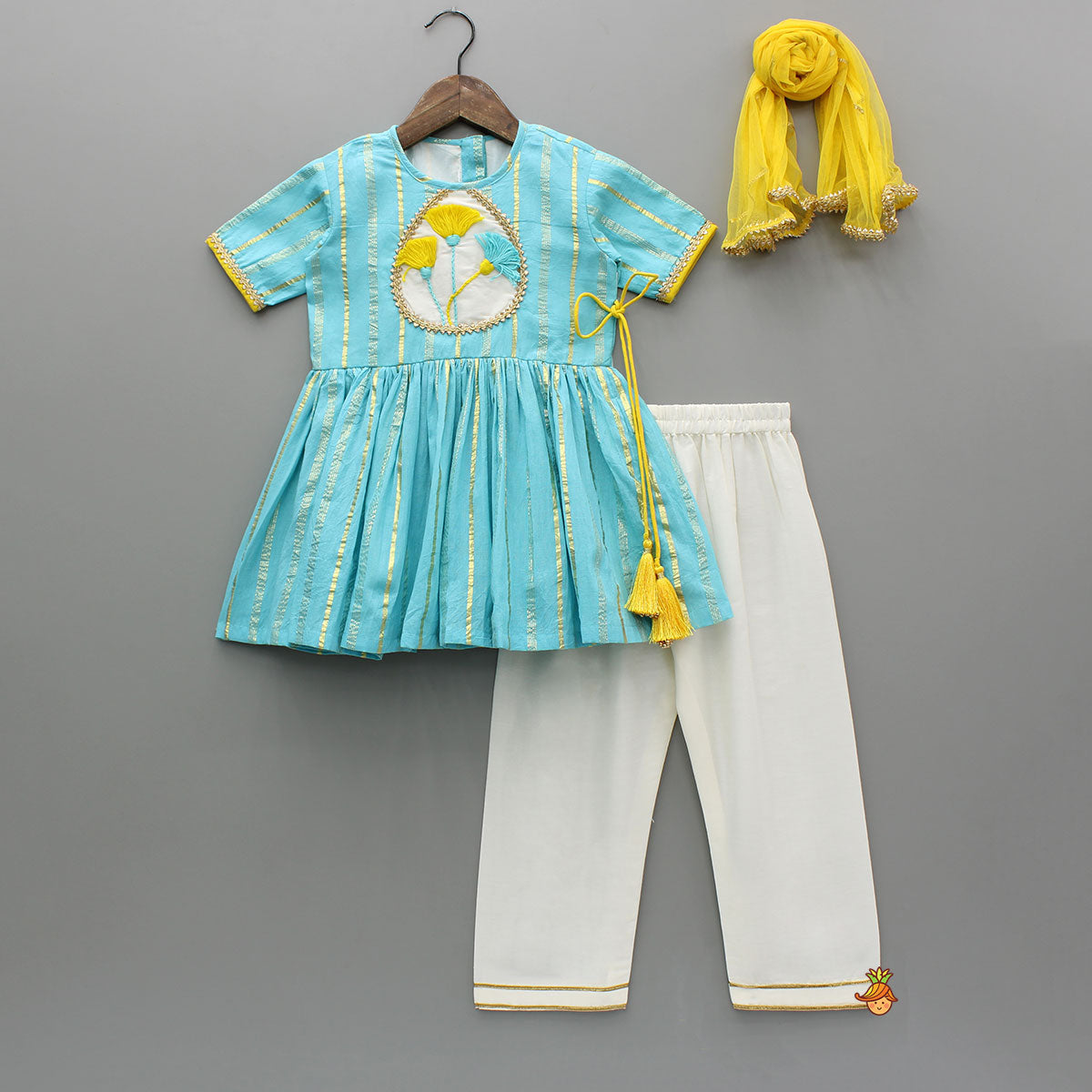 Blue Embellished Kurti And Pant With Dupatta