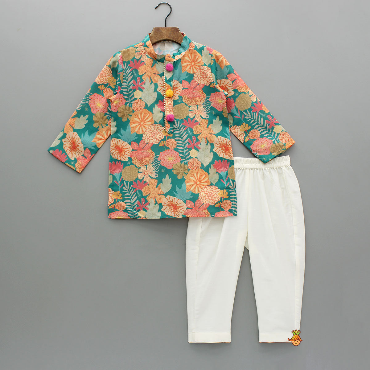 Pom Poms Adorned Multicolour Kurta And Dual Pockets Detail Off White Pyjama