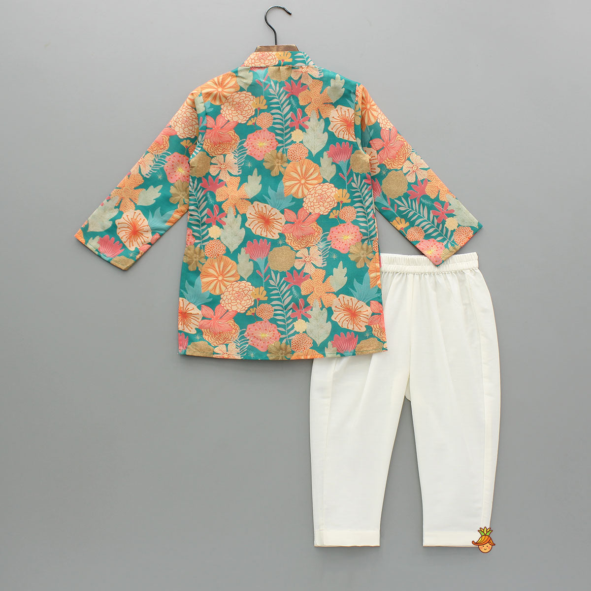 Pom Poms Adorned Multicolour Kurta And Dual Pockets Detail Off White Pyjama