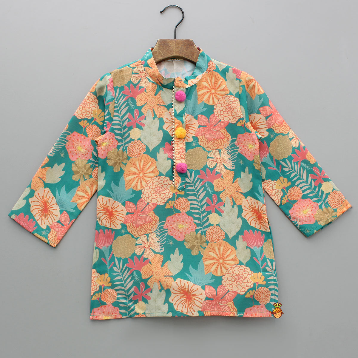 Pom Poms Adorned Multicolour Kurta And Dual Pockets Detail Off White Pyjama