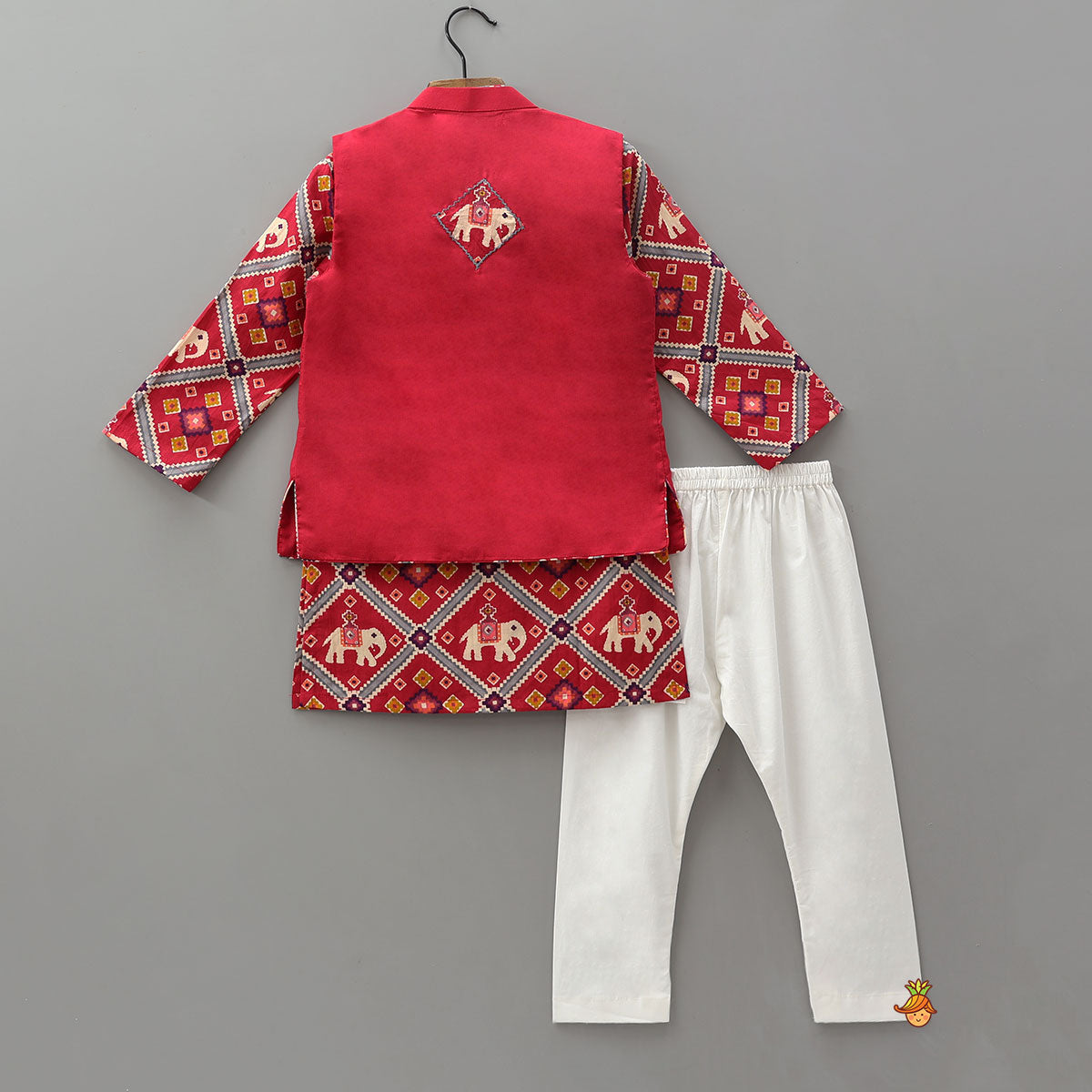 Ethnic Patola Printed Kurta With Front Open Jacket And Pyjama