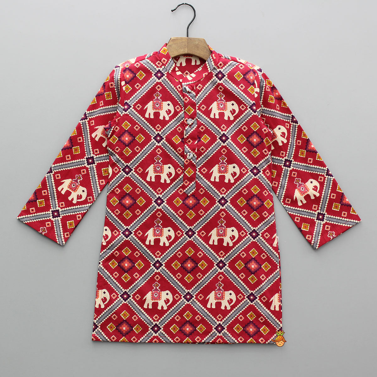 Ethnic Patola Printed Kurta With Front Open Jacket And Pyjama