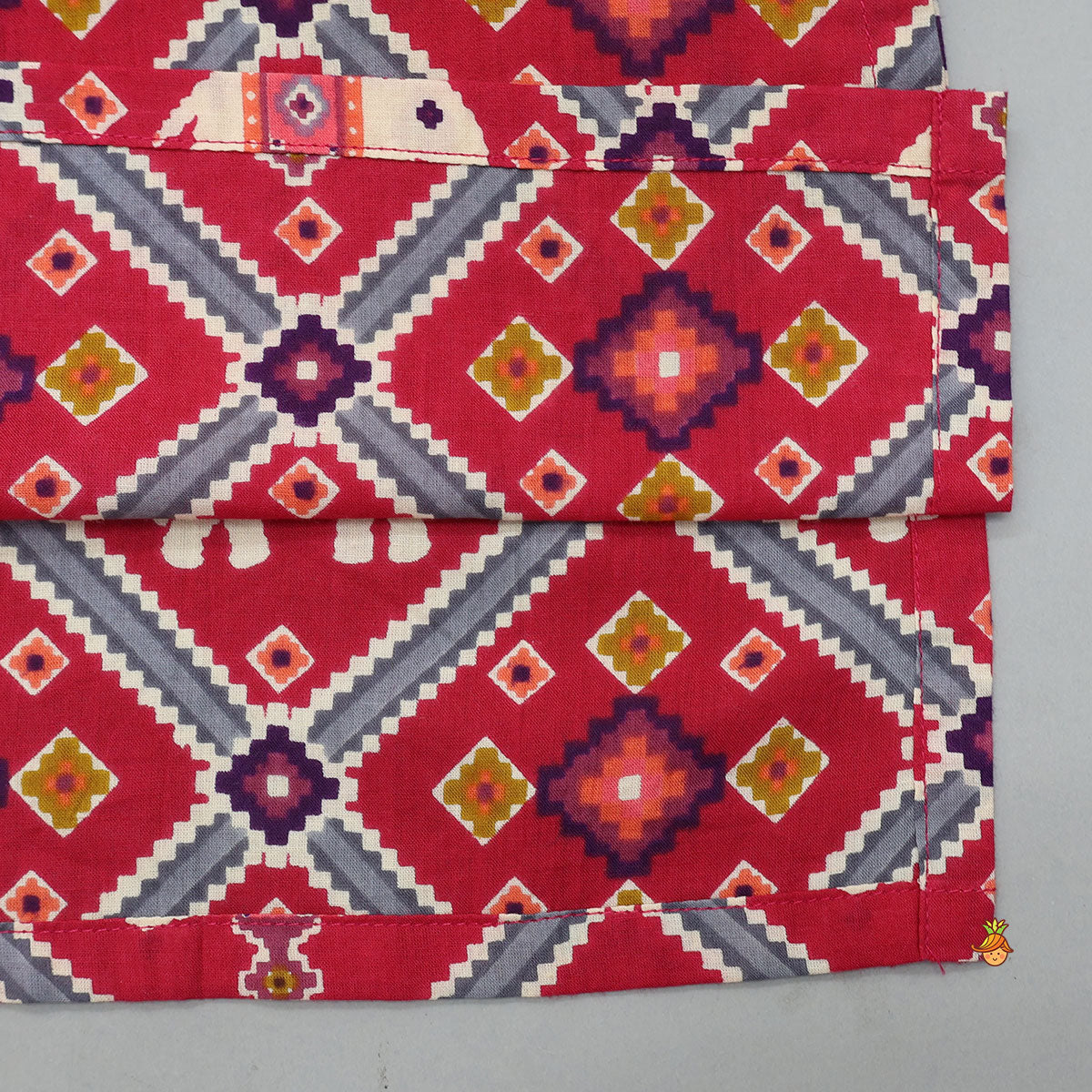 Ethnic Patola Printed Kurta With Front Open Jacket And Pyjama