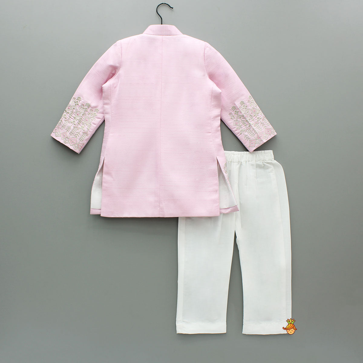 Pink Embroidered Sherwani And Pyjama