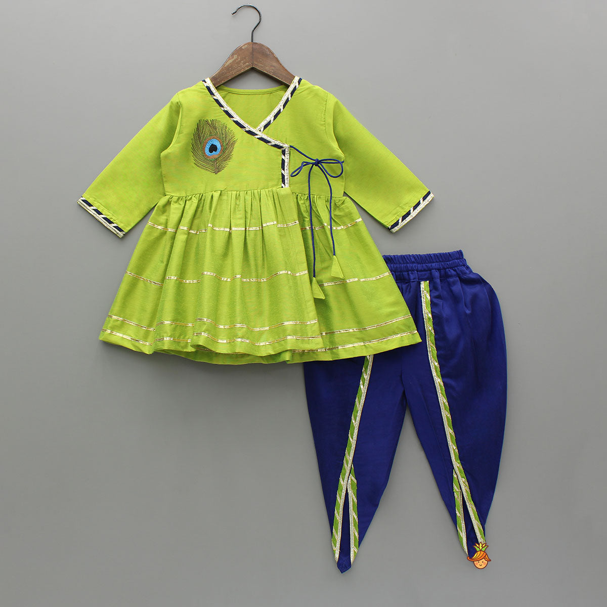 Gota Lace Detailed Green Kurti With Blue Dhoti