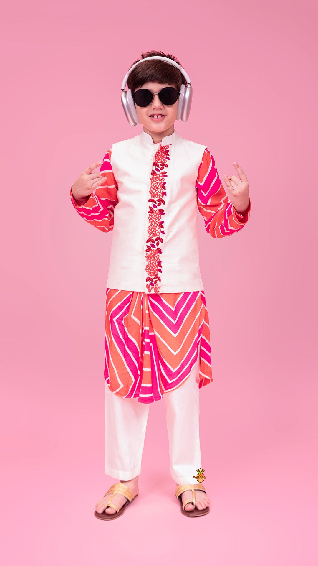 Leheriya Printed Stylish Kurta And Jacket With Pyjama