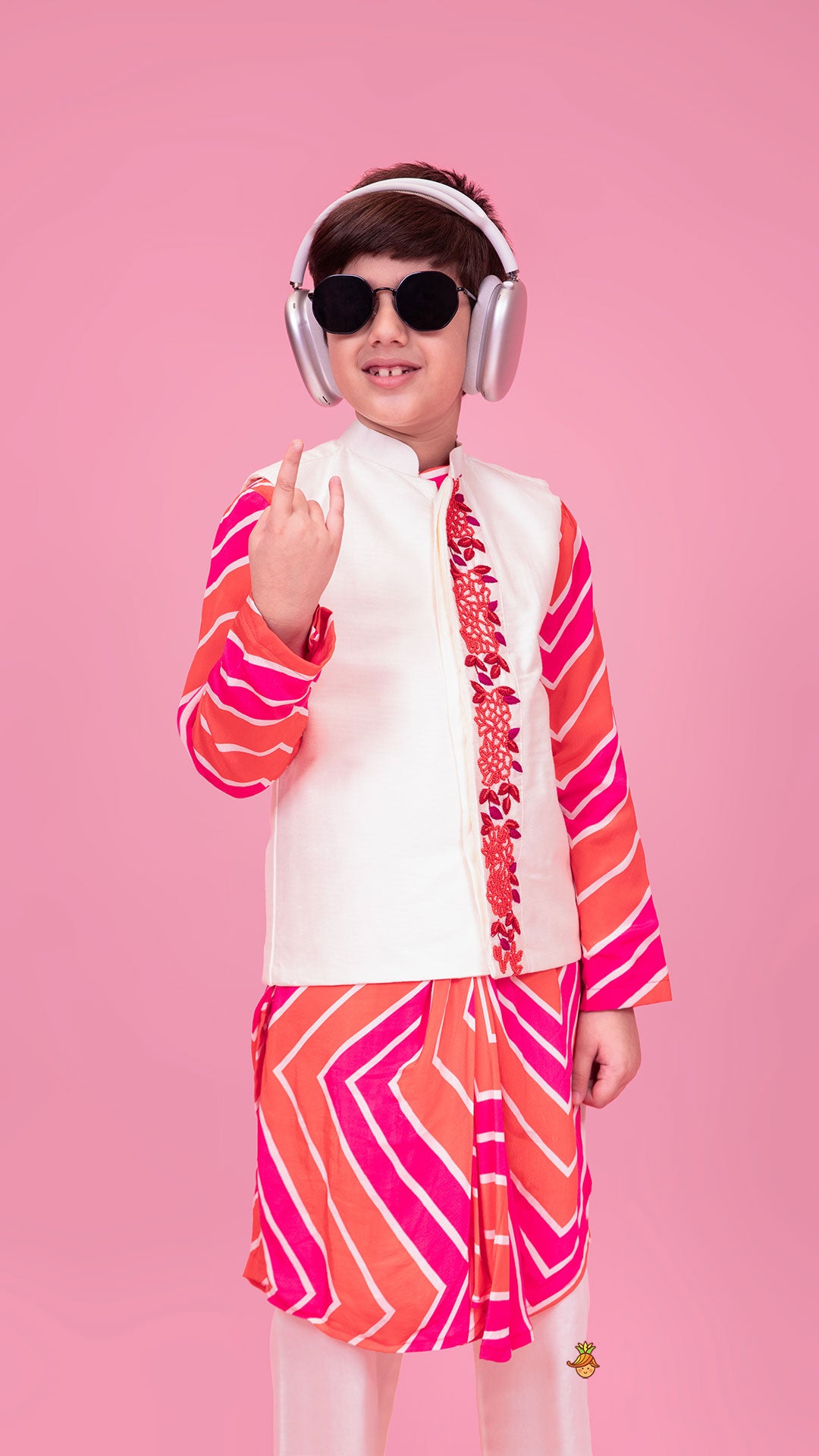 Leheriya Printed Stylish Kurta And Jacket With Pyjama