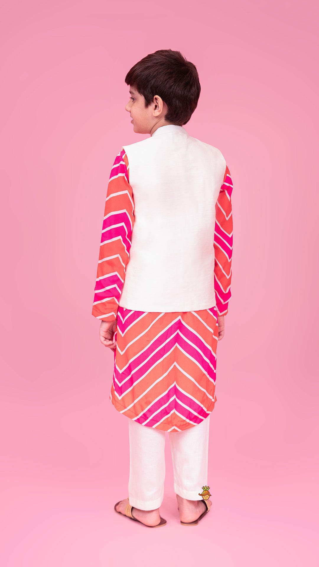 Leheriya Printed Stylish Kurta And Jacket With Pyjama