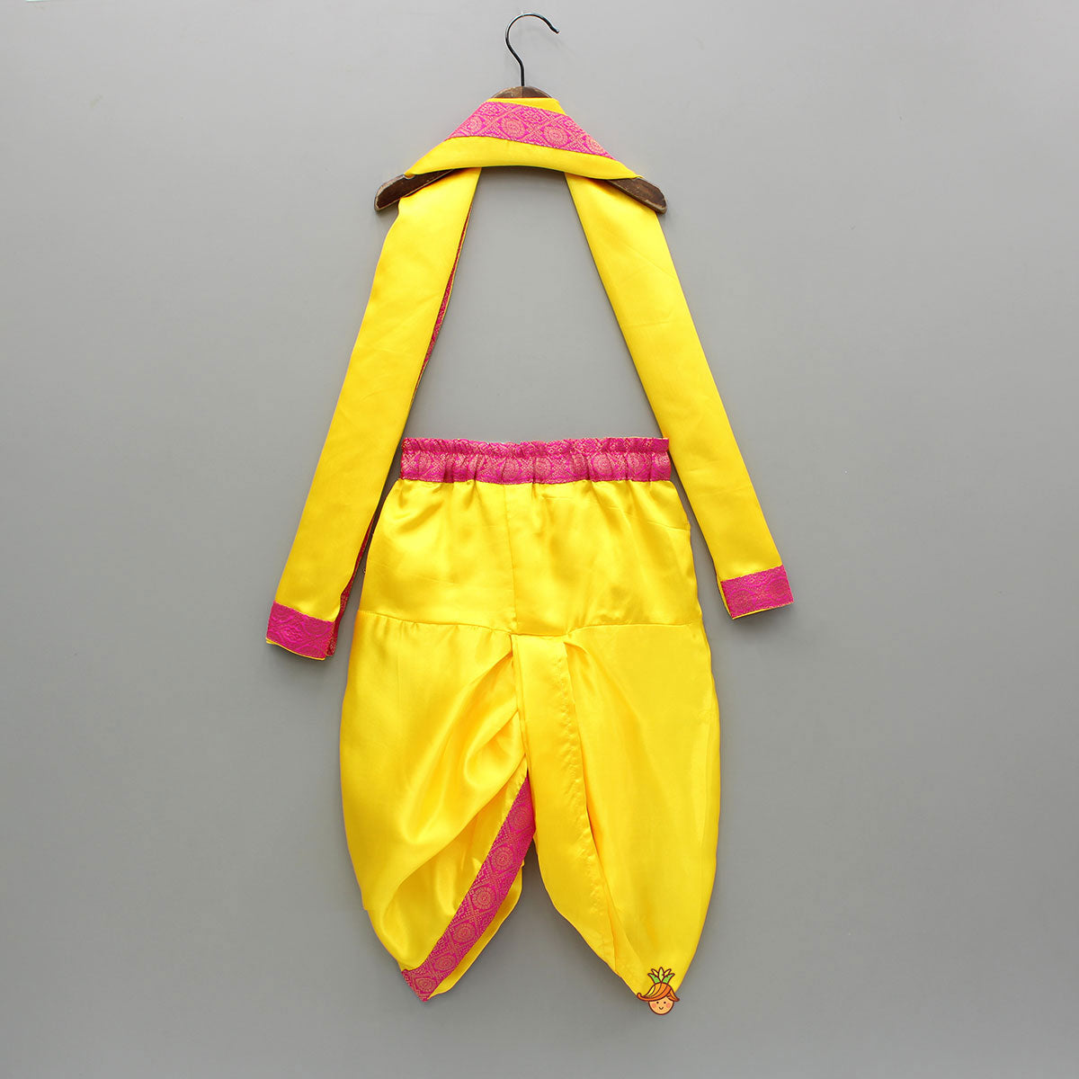 Brocade Flap-Enhanced Yellow Dhoti With Shawl And Mor Pankh Headband
