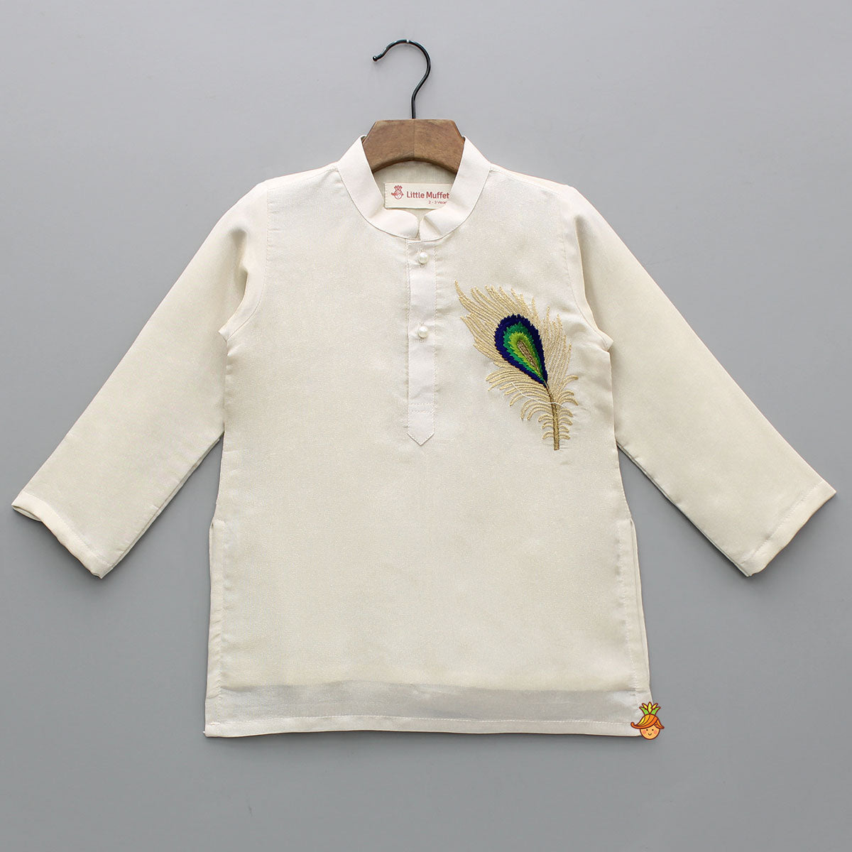 Mor Pankh Embroidered Shimmer Kurta And Pyjama