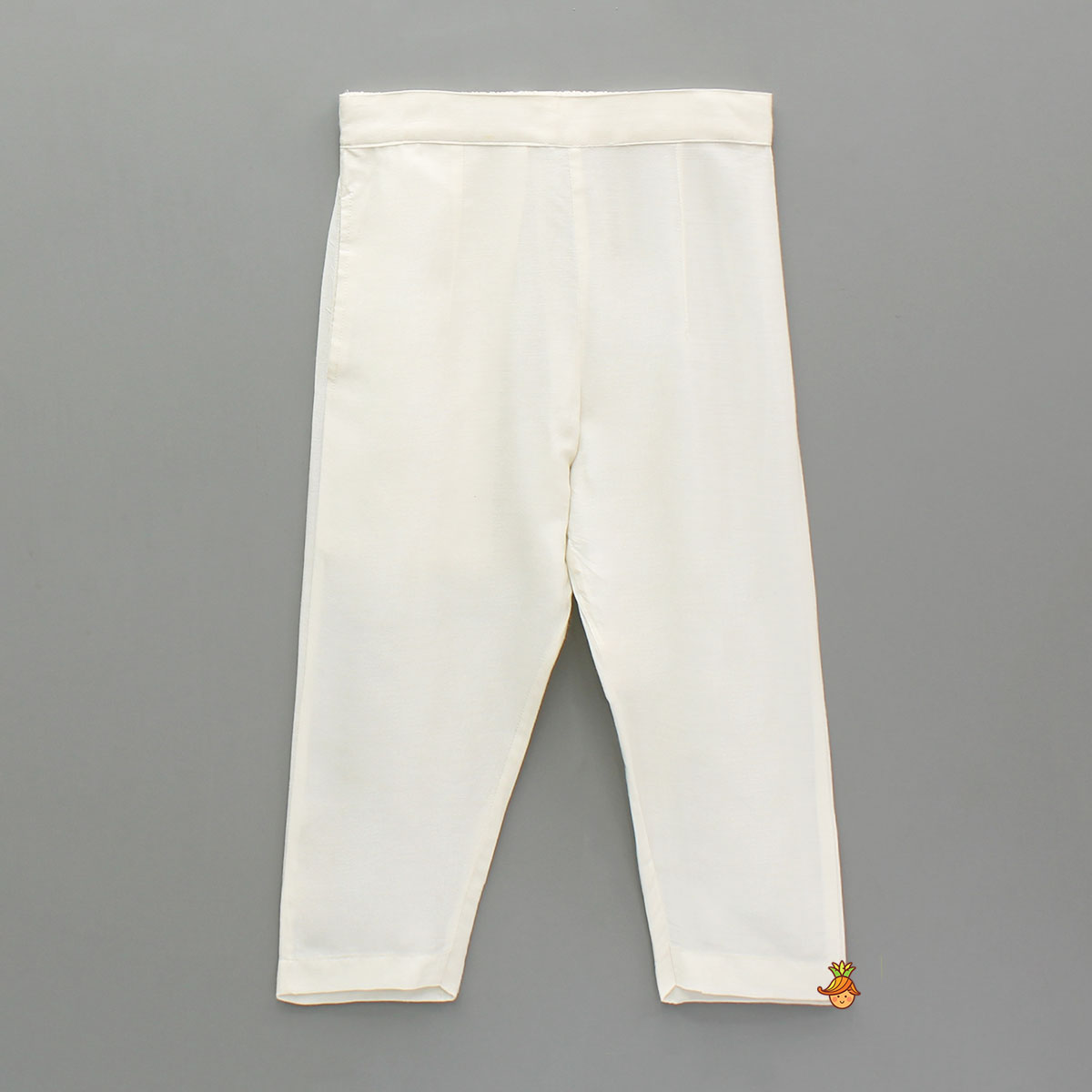 Ivory Gota Embellished Kurta With Pyjama