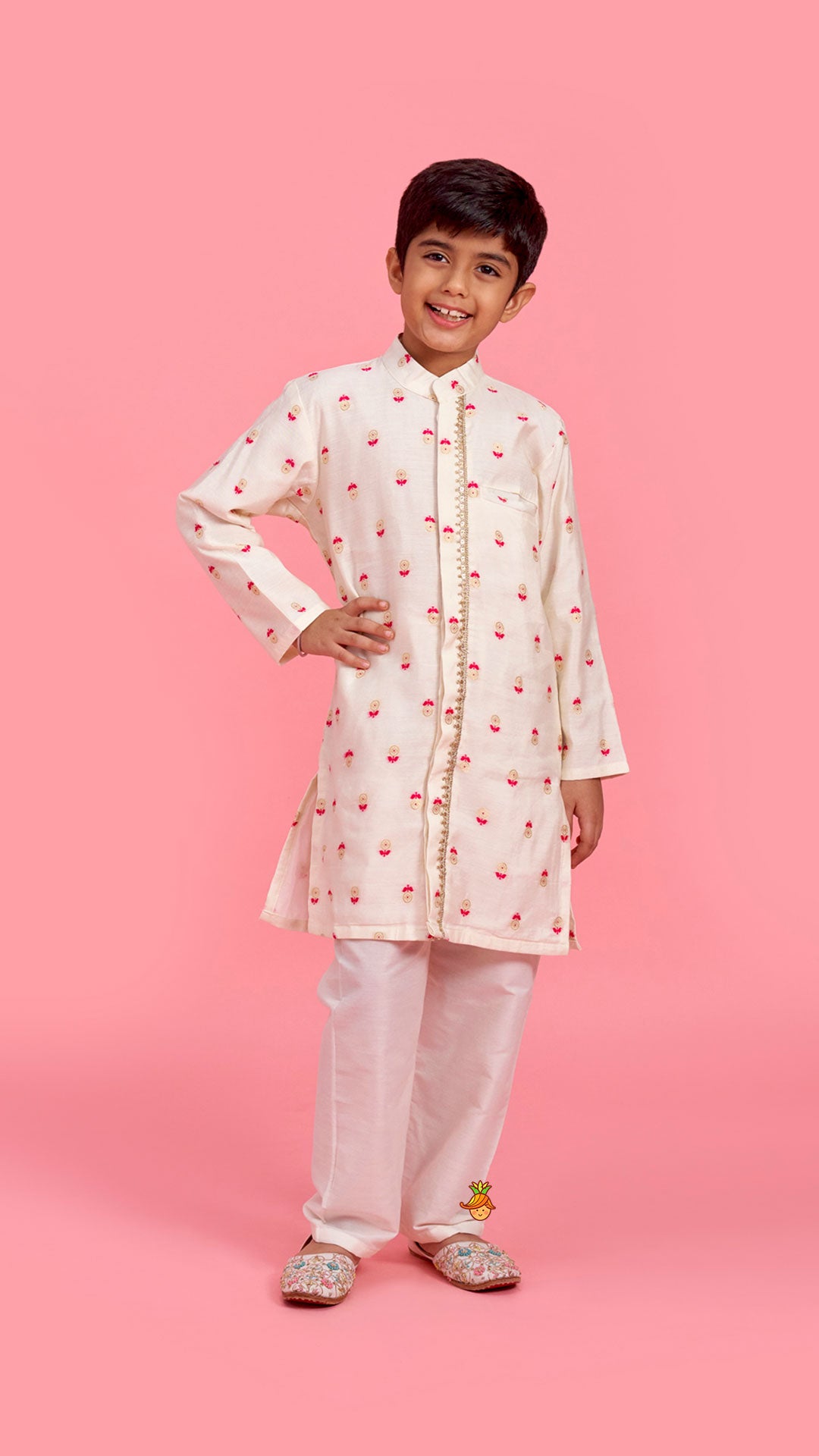 Off White Booti Embroidered Kurta With Pyjama
