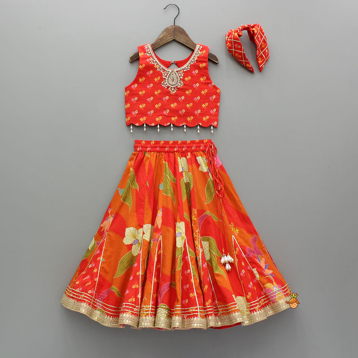 Red Sleeveless Embroidered Scalloped Top With Lehenga And Hairband