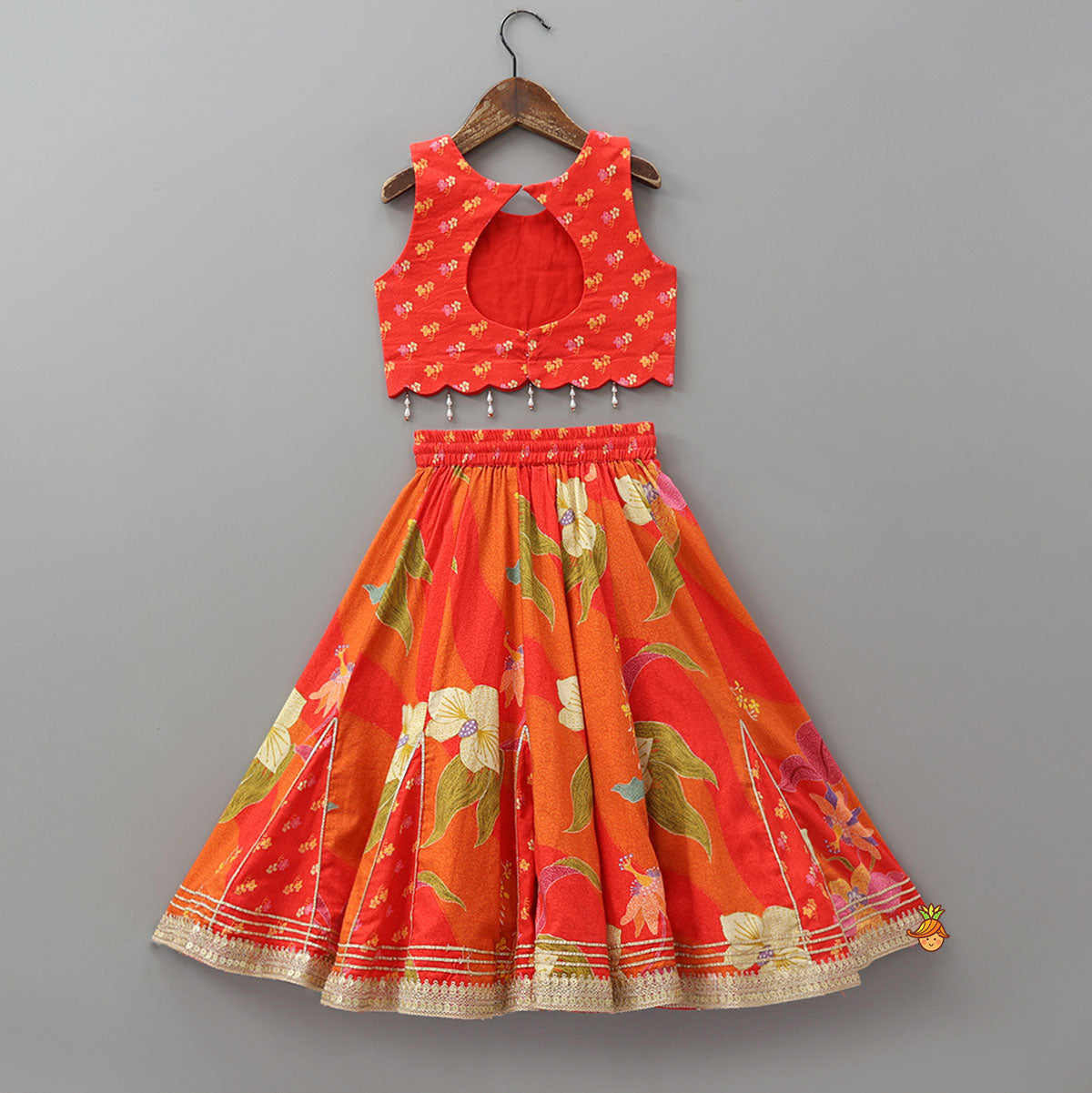 Red Sleeveless Embroidered Scalloped Top With Lehenga And Hairband