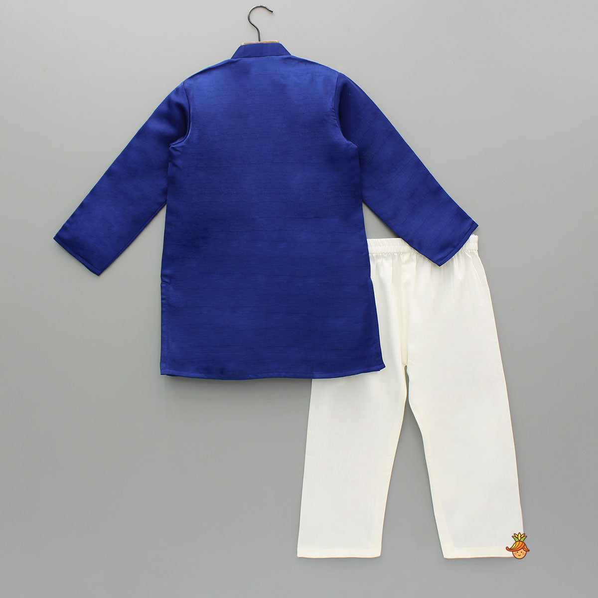 Blue Zari Embroidered Kurta With Off White Pyjama