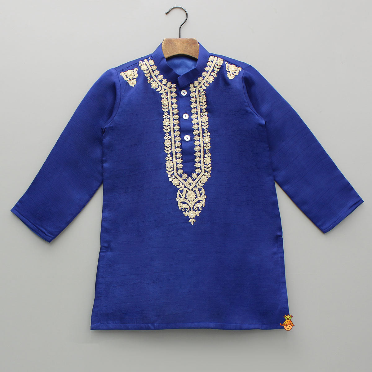 Blue Zari Embroidered Kurta With Off White Pyjama