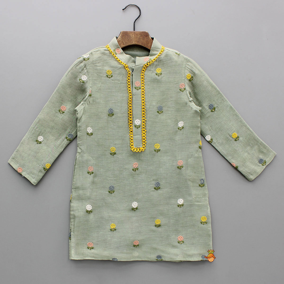 Green Multicolor Floral Embroidered Mul Chanderi Kurta With Pyjama