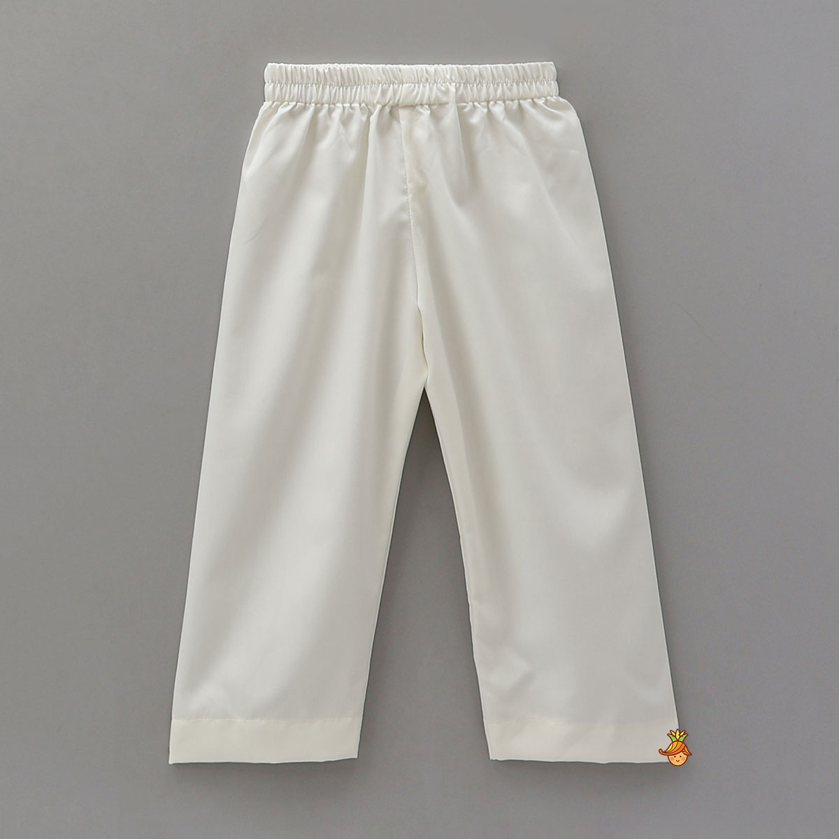 Floral Embroidered Mul Chanderi Kurta With Pyjama