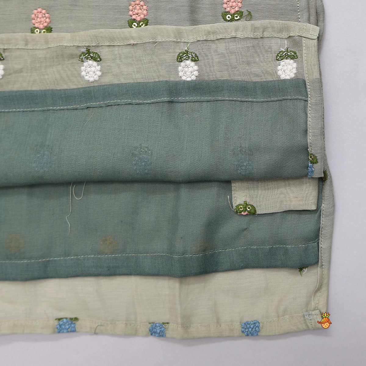 Floral Embroidered Mul Chanderi Kurta With Pyjama