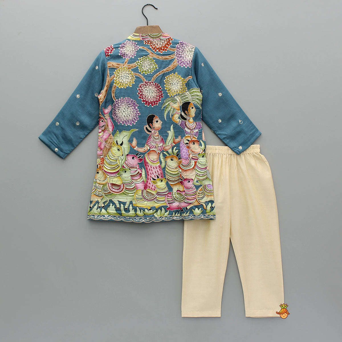 Beautiful Ethnic Printed Kurta With Beige Pyjama