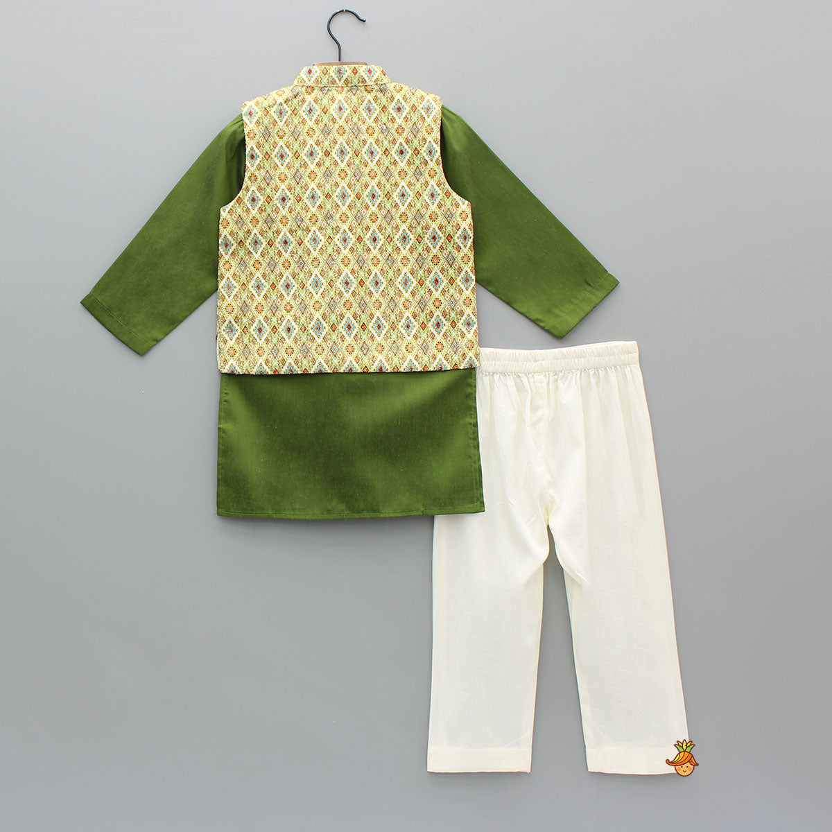 Green Kurta With Printed Jacket And Cream Pyjama