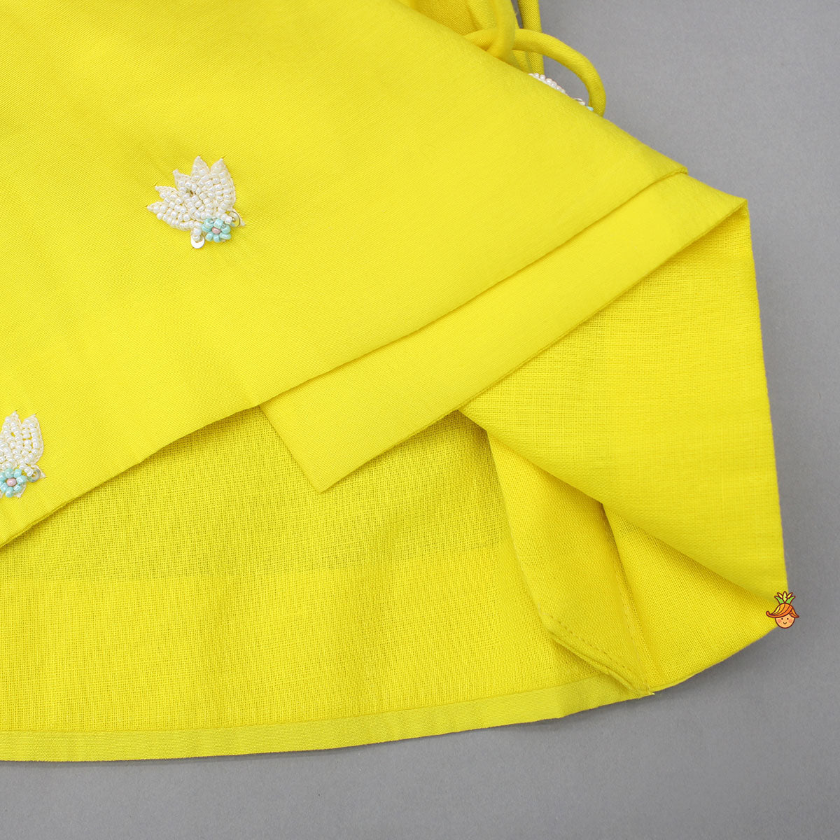 Dual Knot Detail Yellow Kurta And Dhoti With Mor Pankh Mukut