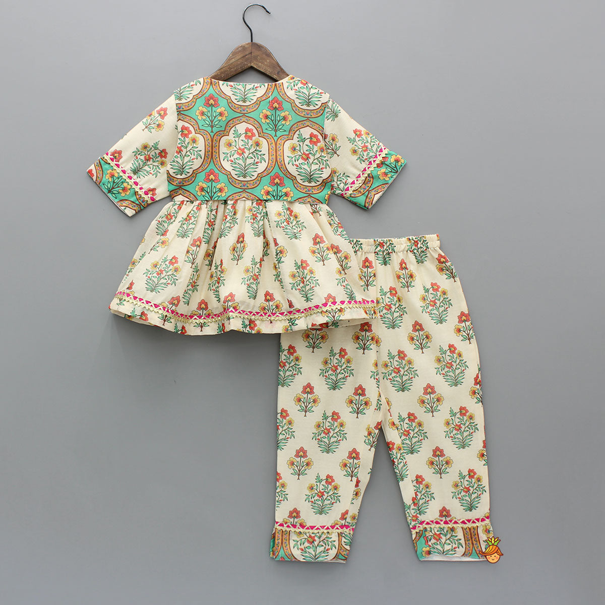 Multicolour Floral Printed Top With Front Knot Detail Jacket And Pant