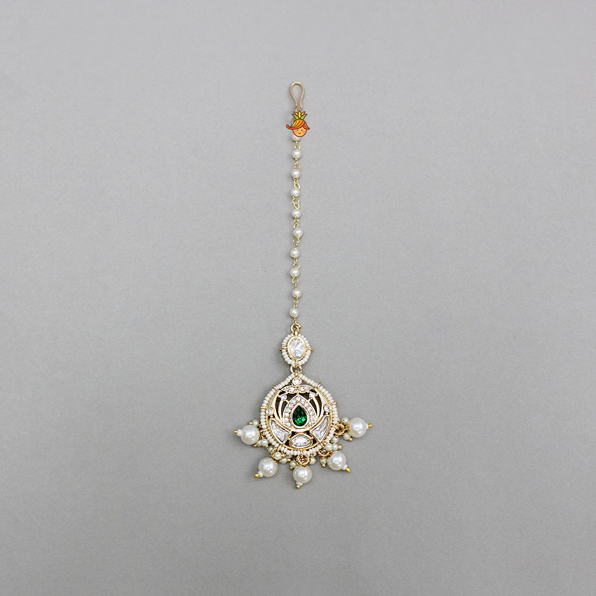 Charming Ethnic Maang Tikka