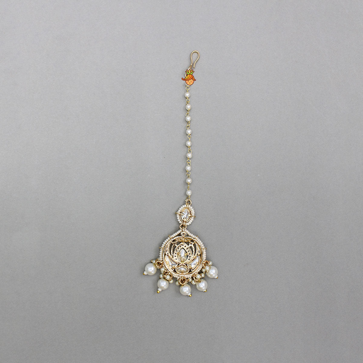 Charming Ethnic Maang Tikka