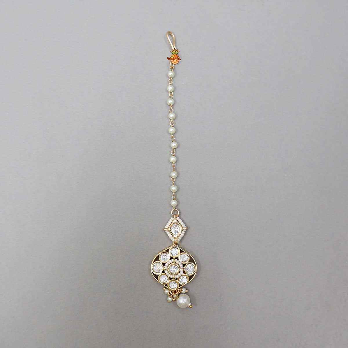 Stunning Ethnic Maang Tikka