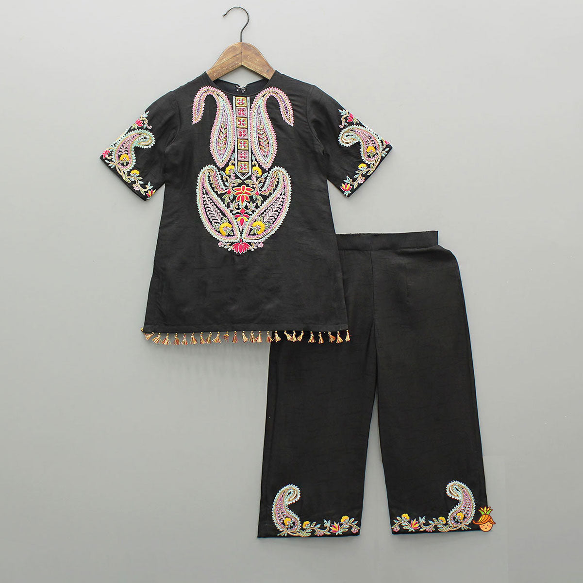Embroidered Black Beautiful Kurti With Pant