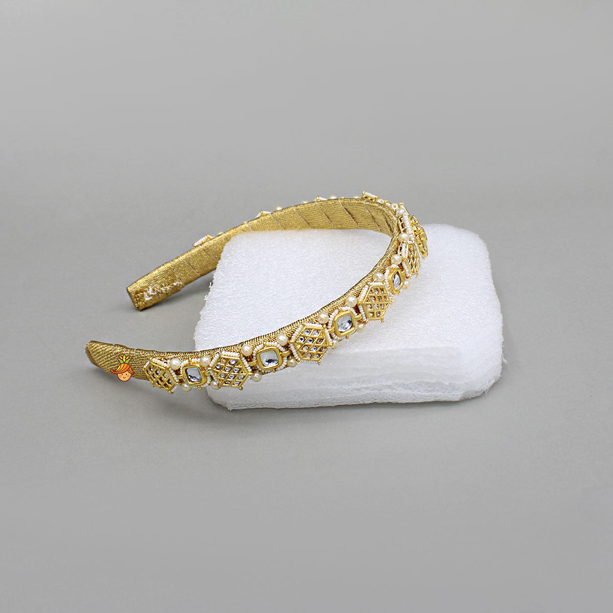 Lace Detailed Elegant Hair Band