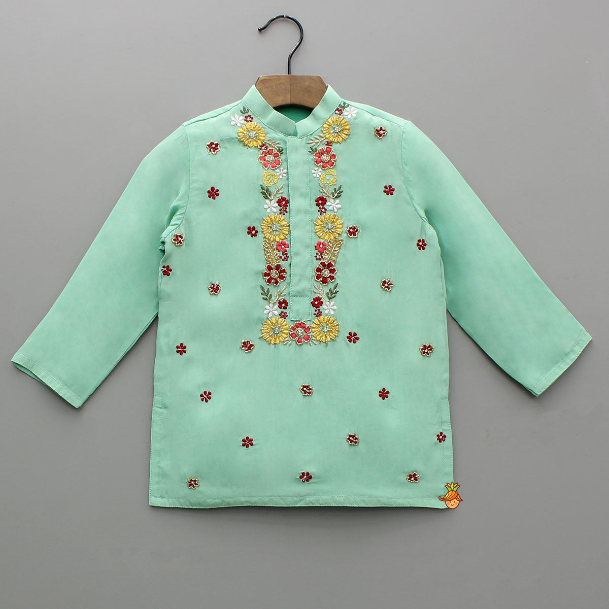 Floral Green Hand Embroidered Kurta With Pyjama